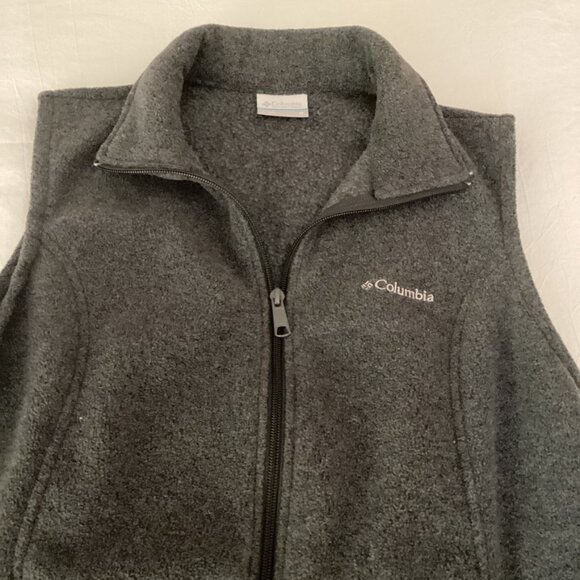 2 Columbia Fleece Vests Size Medium - Picture 3 of 9